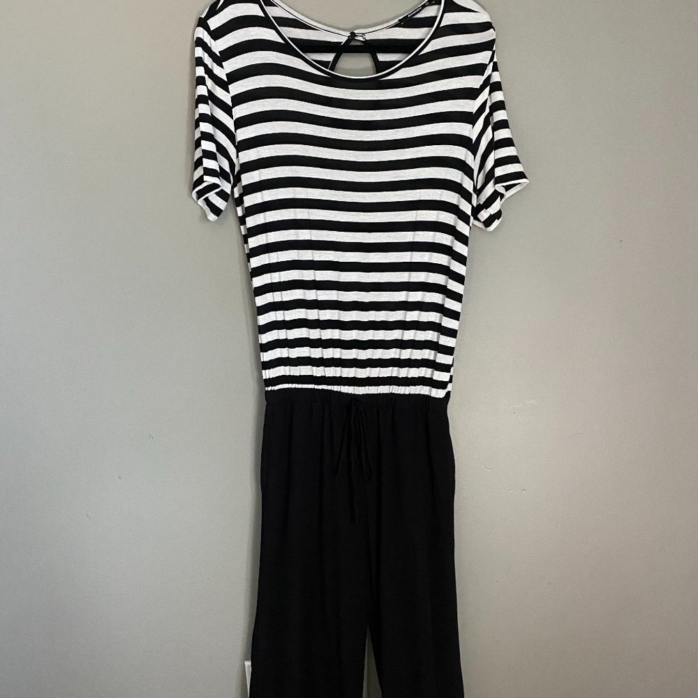 Flowy Annabelle Black and White Striped Jumpsuit